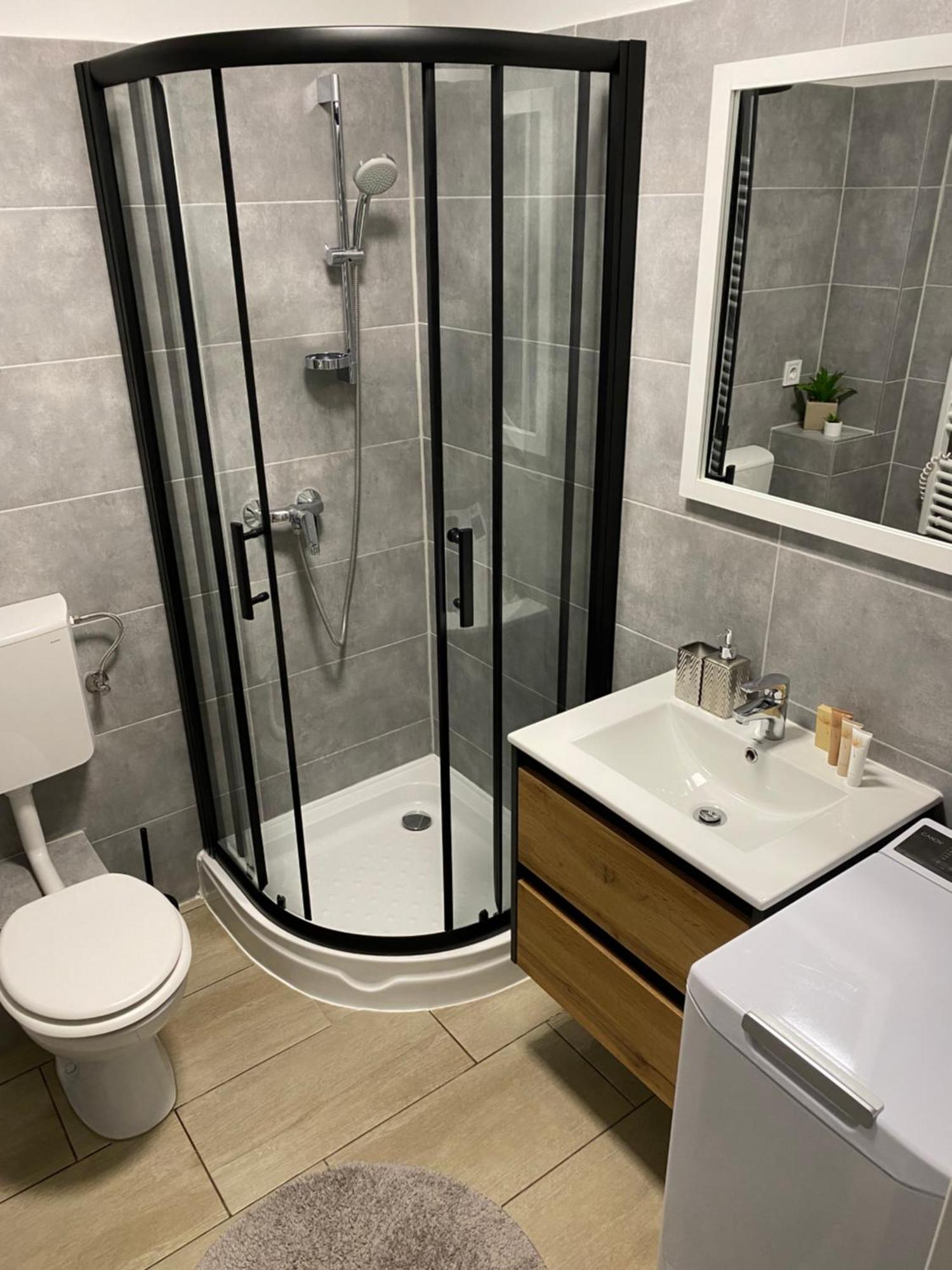 Ikon Apartment Hévíz Екстериор снимка